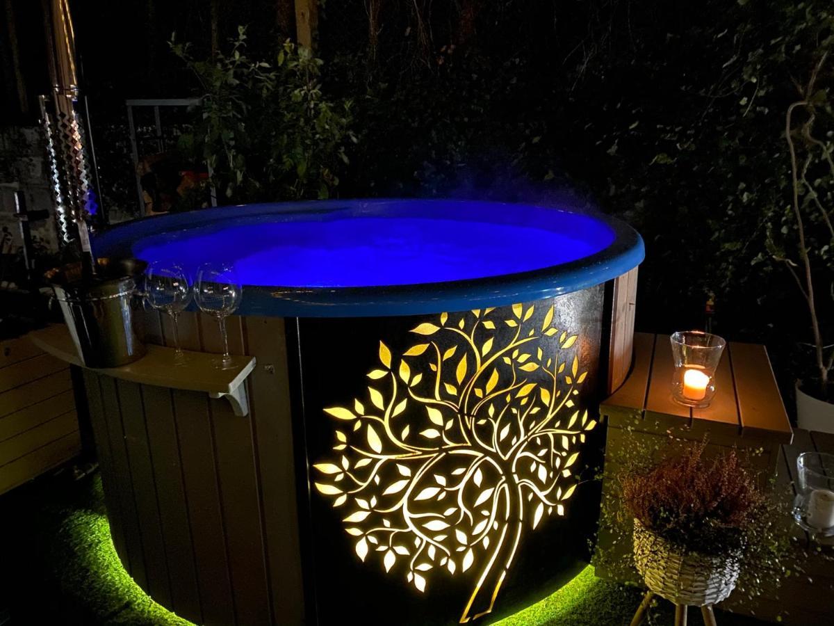 Domek Inosasino Z Basenem I Sauna المظهر الخارجي الصورة