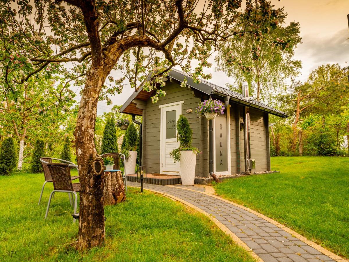 Domek Inosasino Z Basenem I Sauna المظهر الخارجي الصورة